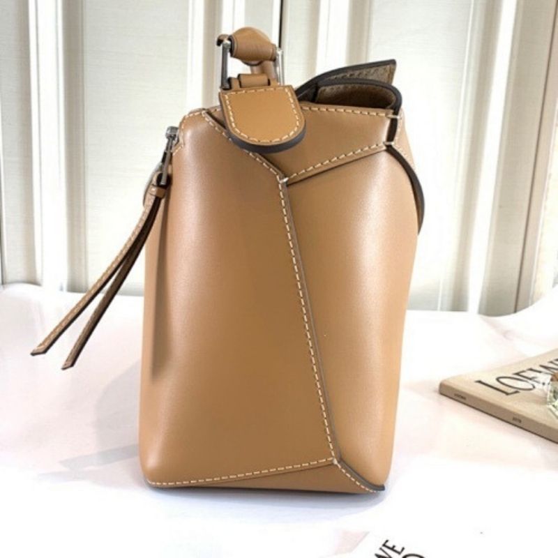 Loewe Puzzle Bag in Brown