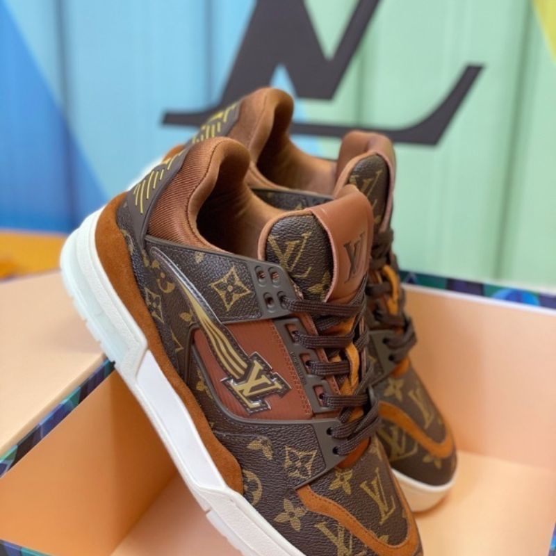 Louis Vuitton Trainer Low 'Monogram - Ebene