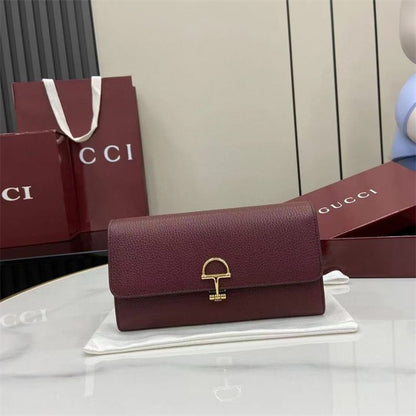 Gucci Softbit Continental Wallet in Rosso Ancora red.