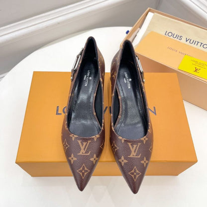 Louis Vuitton Chérie Pump.