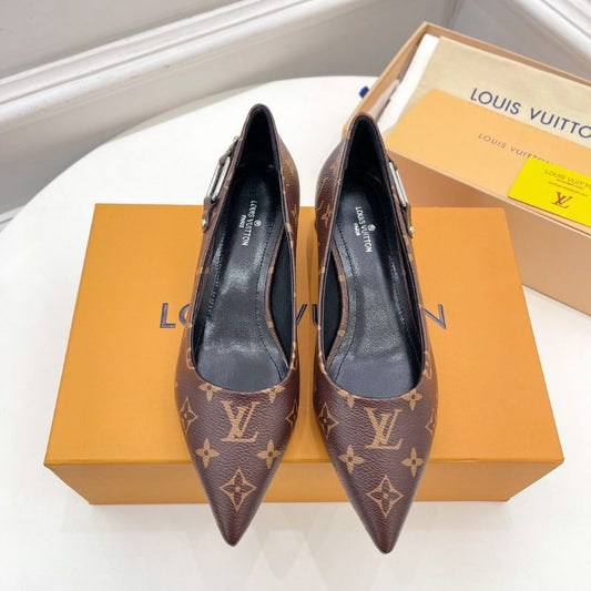 Louis Vuitton Chérie Pump.