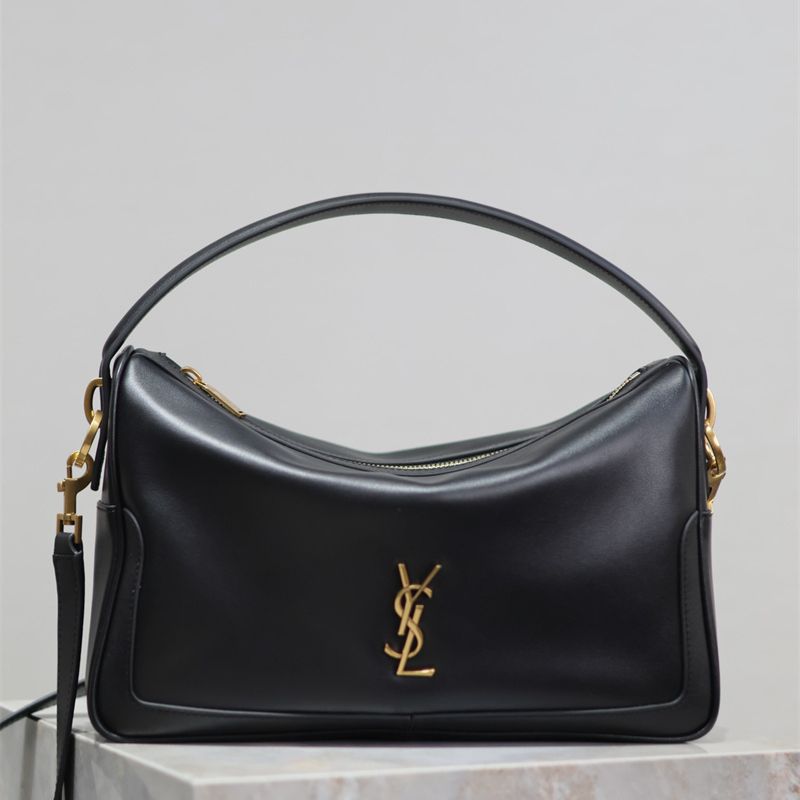 Saint Laurent Le 5 à 7 supple shoulder bag.