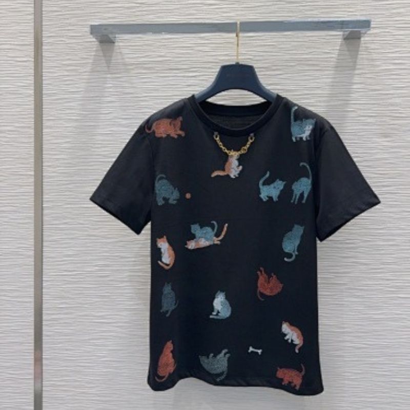 Louis Vuitton "Cats and Dogs" T-shirt in black.