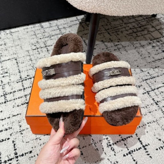 Hermès  multi-tonal design with dark brown fur slippers