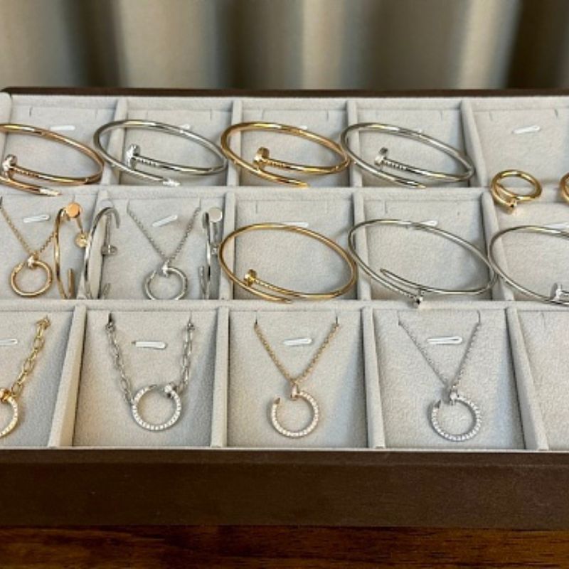 Cartier Juste un Clou collection