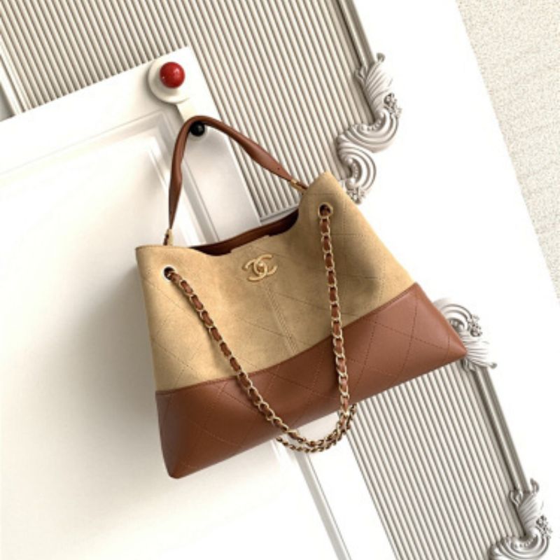 Chanel 25A Two-Tone Shopping Bag