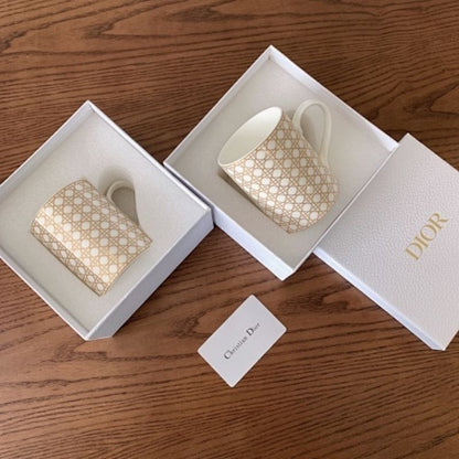 Dior's Maison collection Cannage Montaigne Mugs