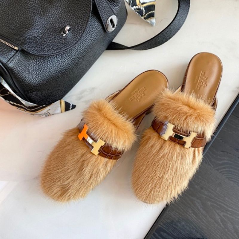 Hermès Cozette Mules in tan/naturel mink fur,