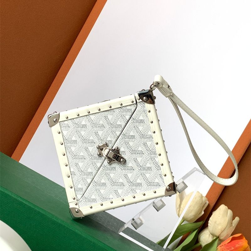 Goyard Dé Trunk Bag in the White