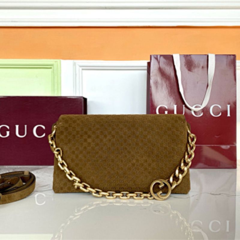 Gucci Large Shoulder Bag with Chain