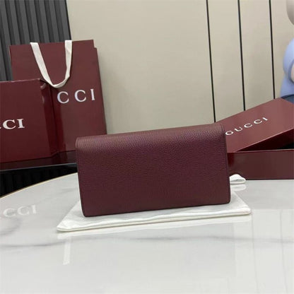 Gucci Softbit Continental Wallet in Rosso Ancora red.