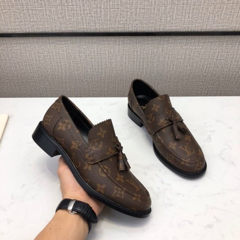 Louis Vuitton Voltaire Loafer in brown monogram canvas
