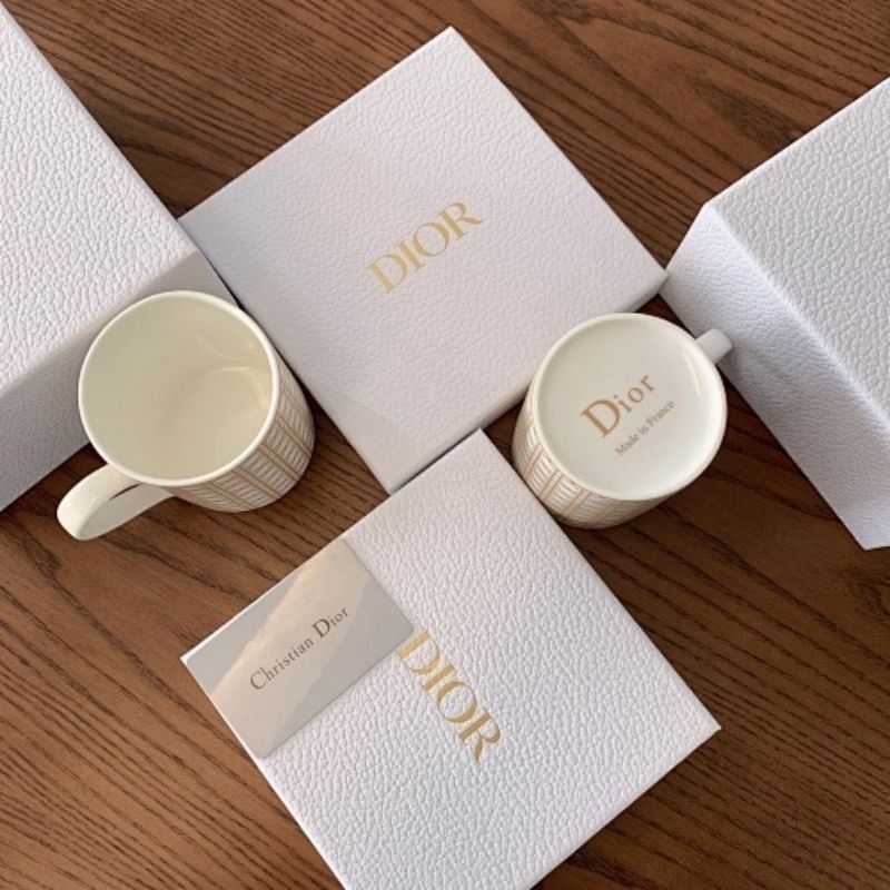 Dior's Maison collection Cannage Montaigne Mugs