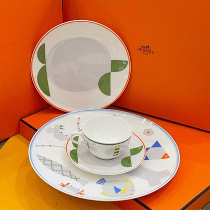 Hippomobile Tableware Series by Hermès,