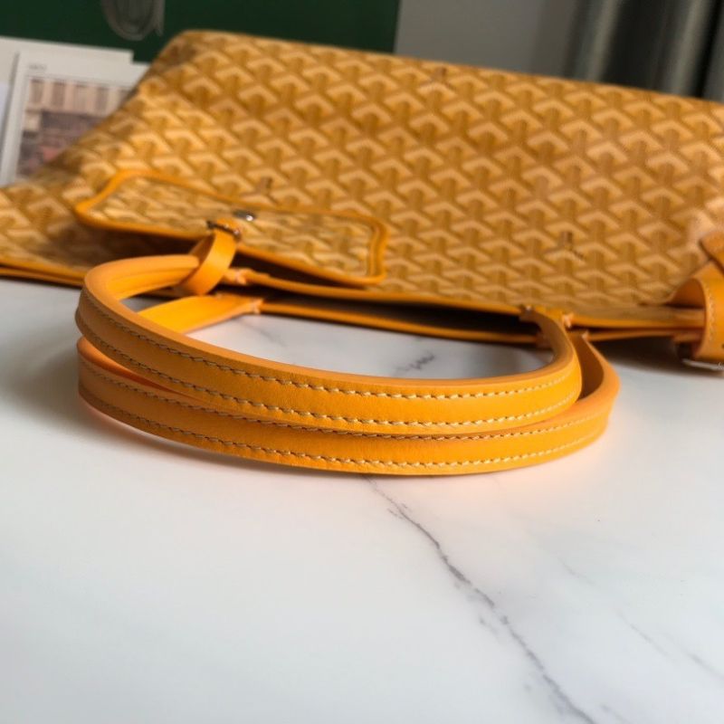 Goyard Chien Gris pet carrier