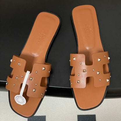 Hermès Oran sandals.