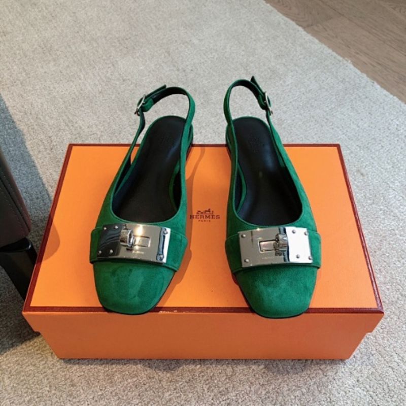 Hermès Innocente Slingback Flats in green suede,