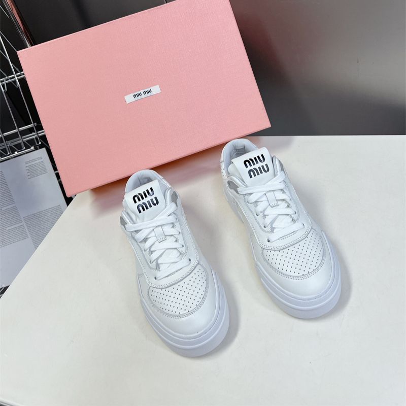 Miu Miu low-top style Suede Sneakers,