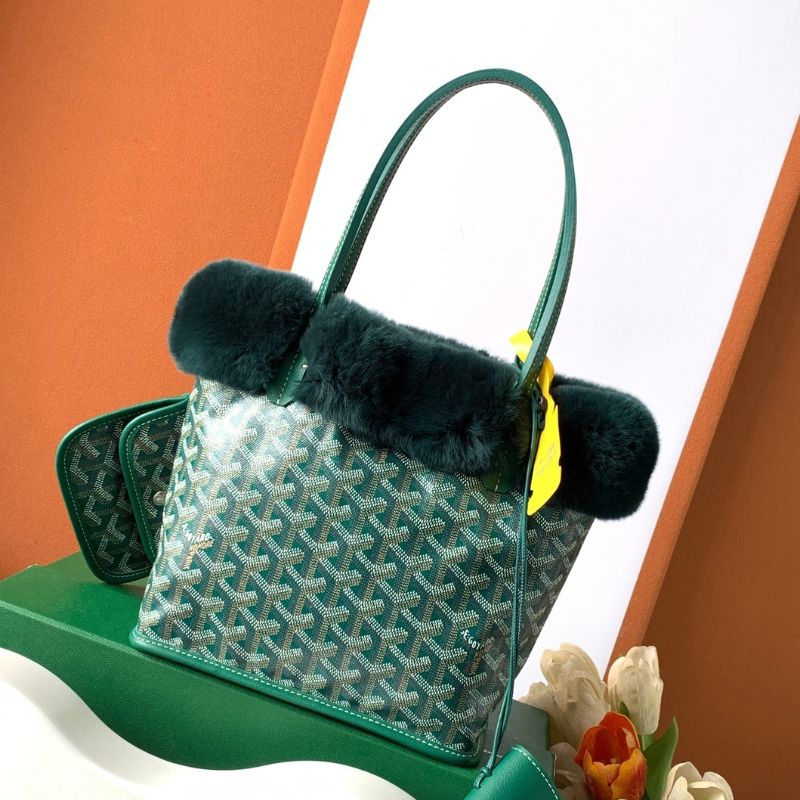 Goyard Anjou Mini tote bag in the green