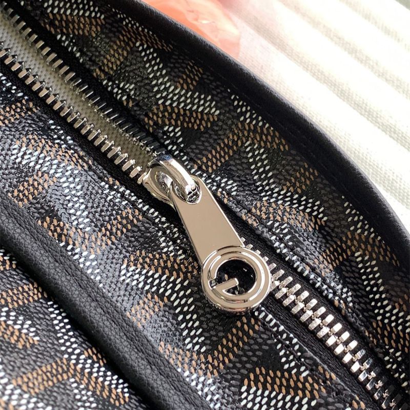Goyard Bohème Hobo bag and a matching Senat pouch