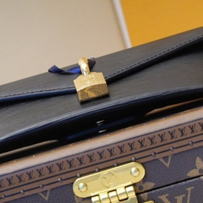 Louis Vuitton Padlock On Strap in Black Epi leather.