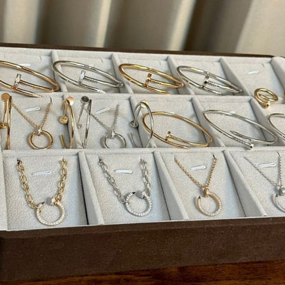 Cartier Juste un Clou collection