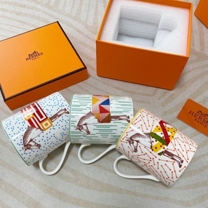 Hermès Hippomobile tableware series,