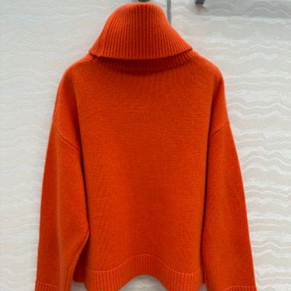 Hermès "H Lift" long-sleeve sweater.