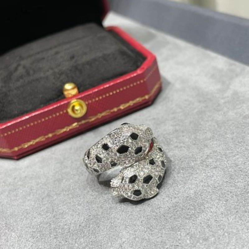 Panthère de Cartier Double-Head Bypass Ring,
