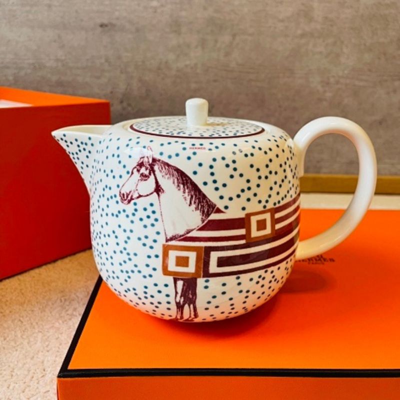 Hippomobile tea from Hermès