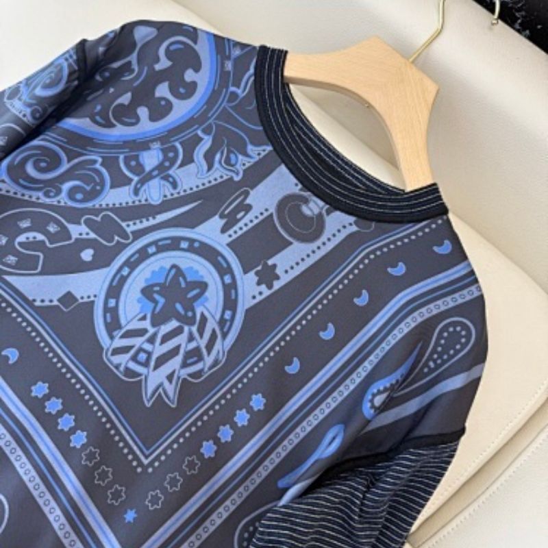 Hermès "Candy Libris Bandana" T-shirt sweater