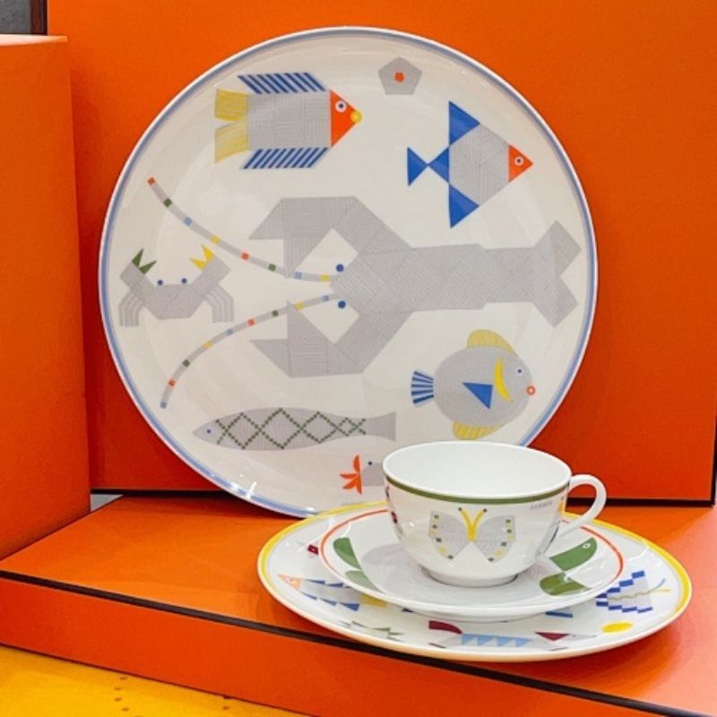 Hippomobile Tableware Series by Hermès,