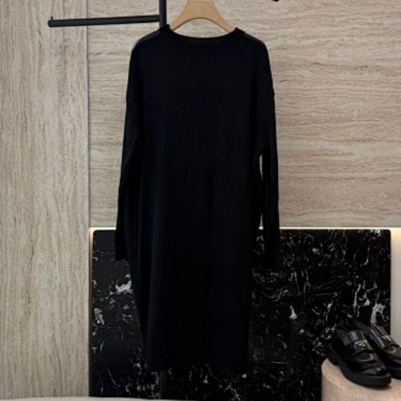 Hermès black long-sleeved midi dress