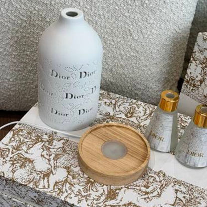 Dior Ceramic Aromatherapy Diffuser gift set.