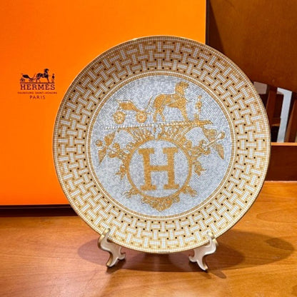 the Mosaïque au 24 Gold collection by Hermès.
