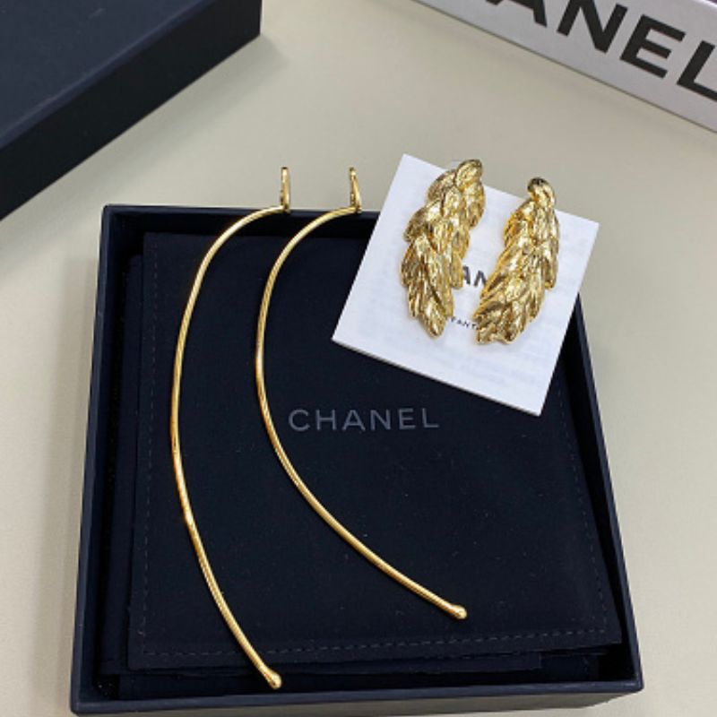Chanel textured wheat ear (Blé) earrings with detachable long wire drop extensions,