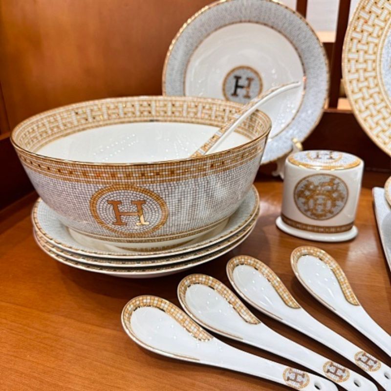 the Mosaïque au 24 Gold collection by Hermès.