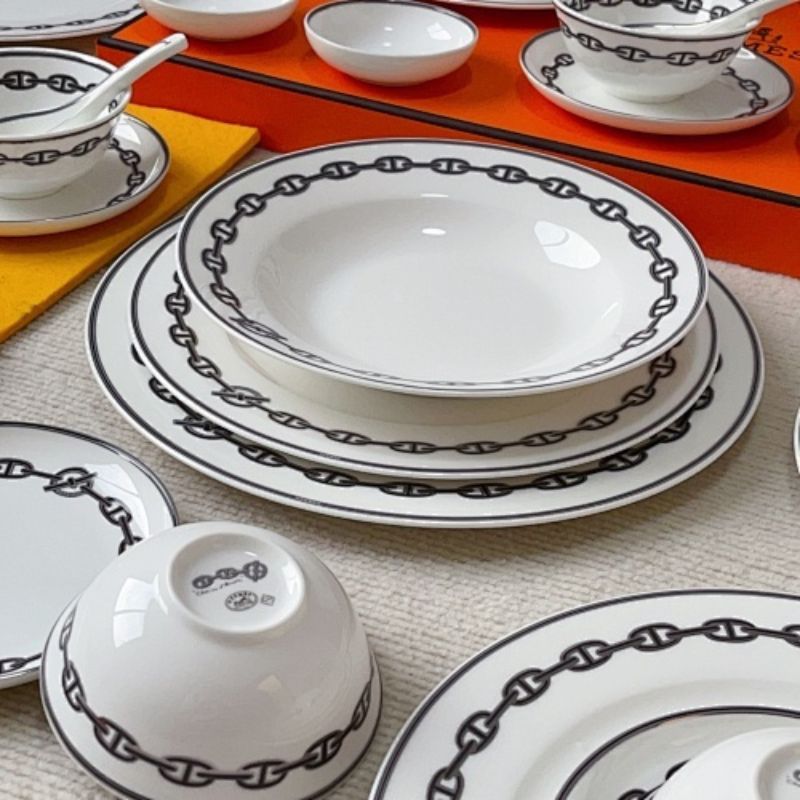 the Chaine d'Ancre series from Hermès.