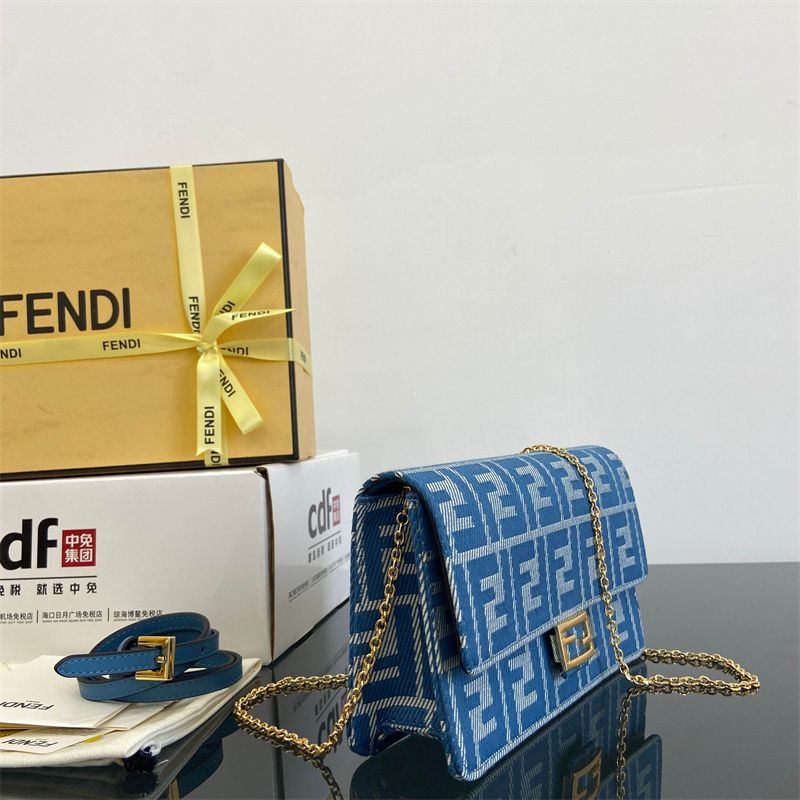 Fendi Baguette Chain Bag in blue denim