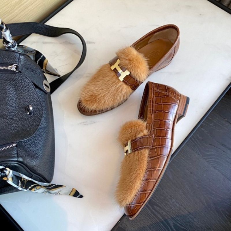Hermès Cozette Loafers in brown alligator and mink fur.