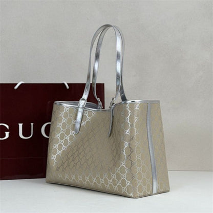 Gucci GG Emblem Medium Tote Bag