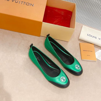 Louis Vuitton Archlight Slingback Pump in a black and green