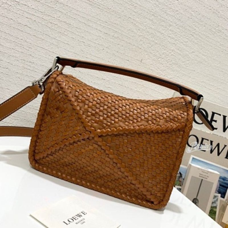 Loewe Puzzle Small hand-woven leather body and classic calfskin Bag.
