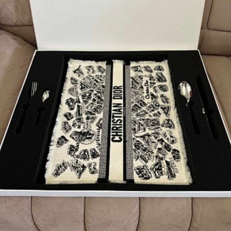 Dior Maison’s Plan de Paris collection,