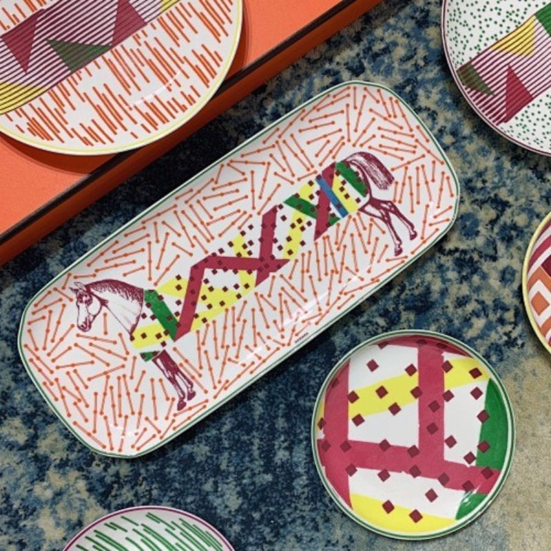 Hippomobile tableware collection by Hermès,