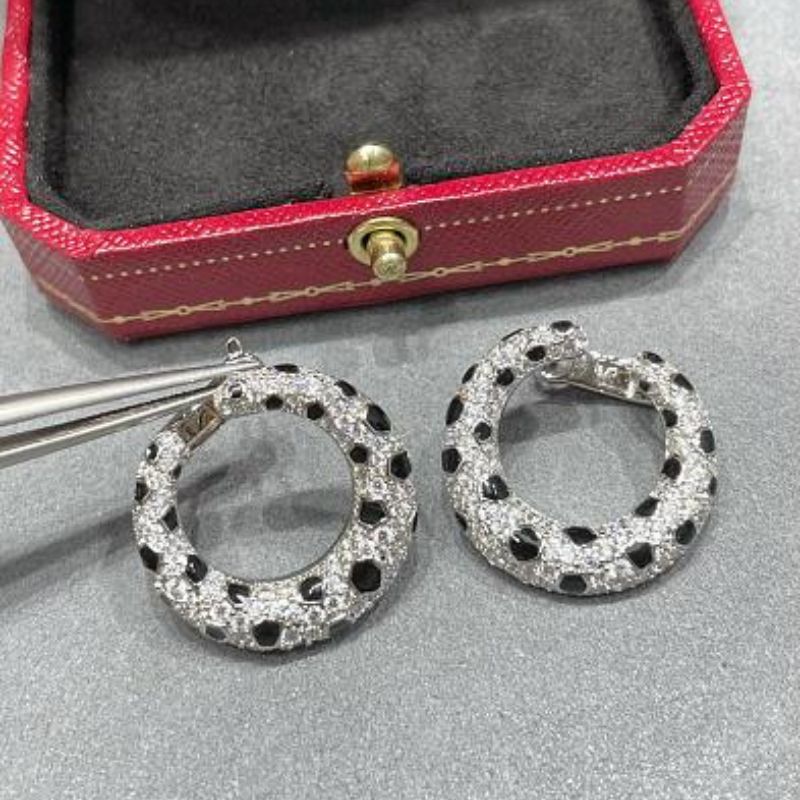 Panthère de Cartier Spotted Hoop Earrings,
