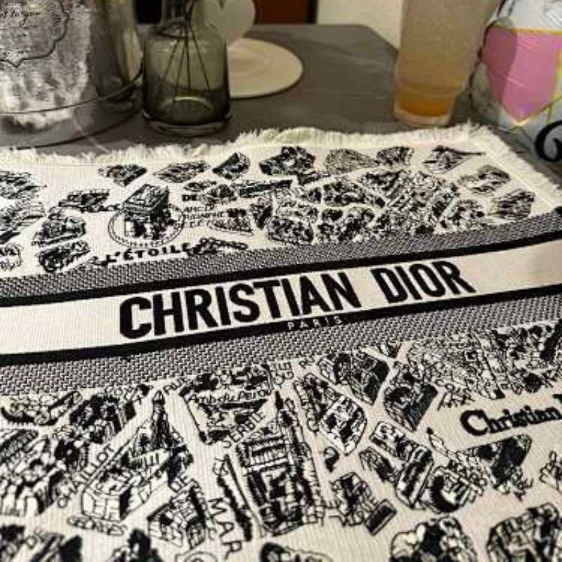 Dior Maison’s Plan de Paris collection,