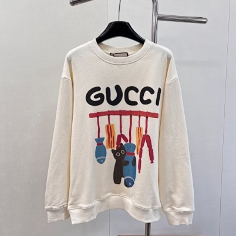 Gucci cotton sweatshirt with an artistic cat and fish graphic print.