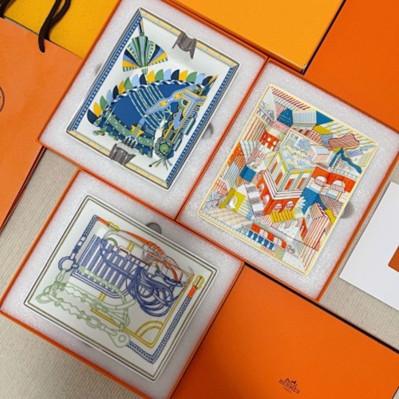 Hermès porcelain change trays