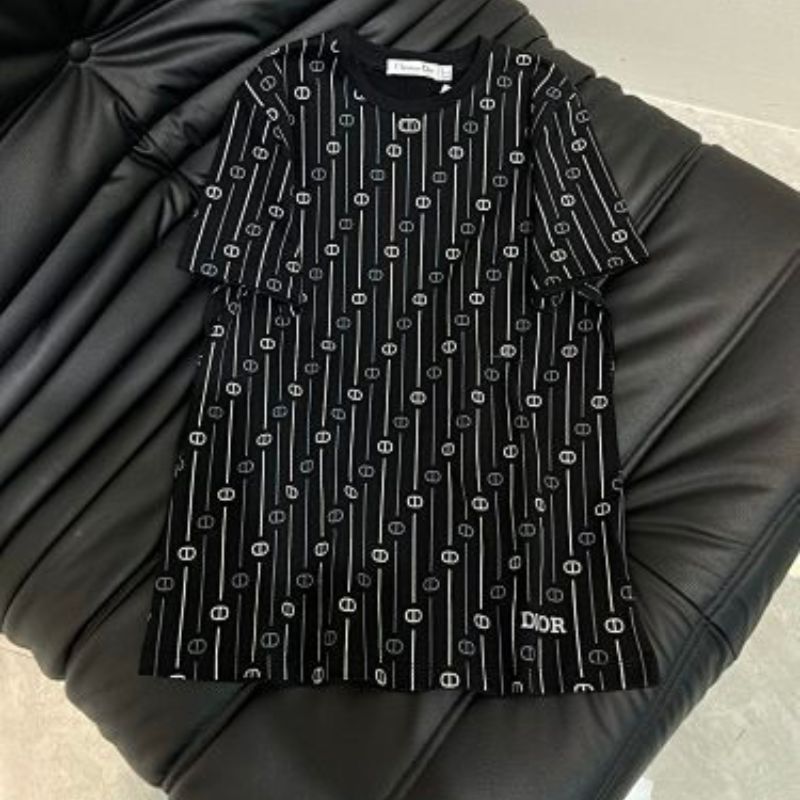 Hermès short-sleeved t-shirt dress with a round neck